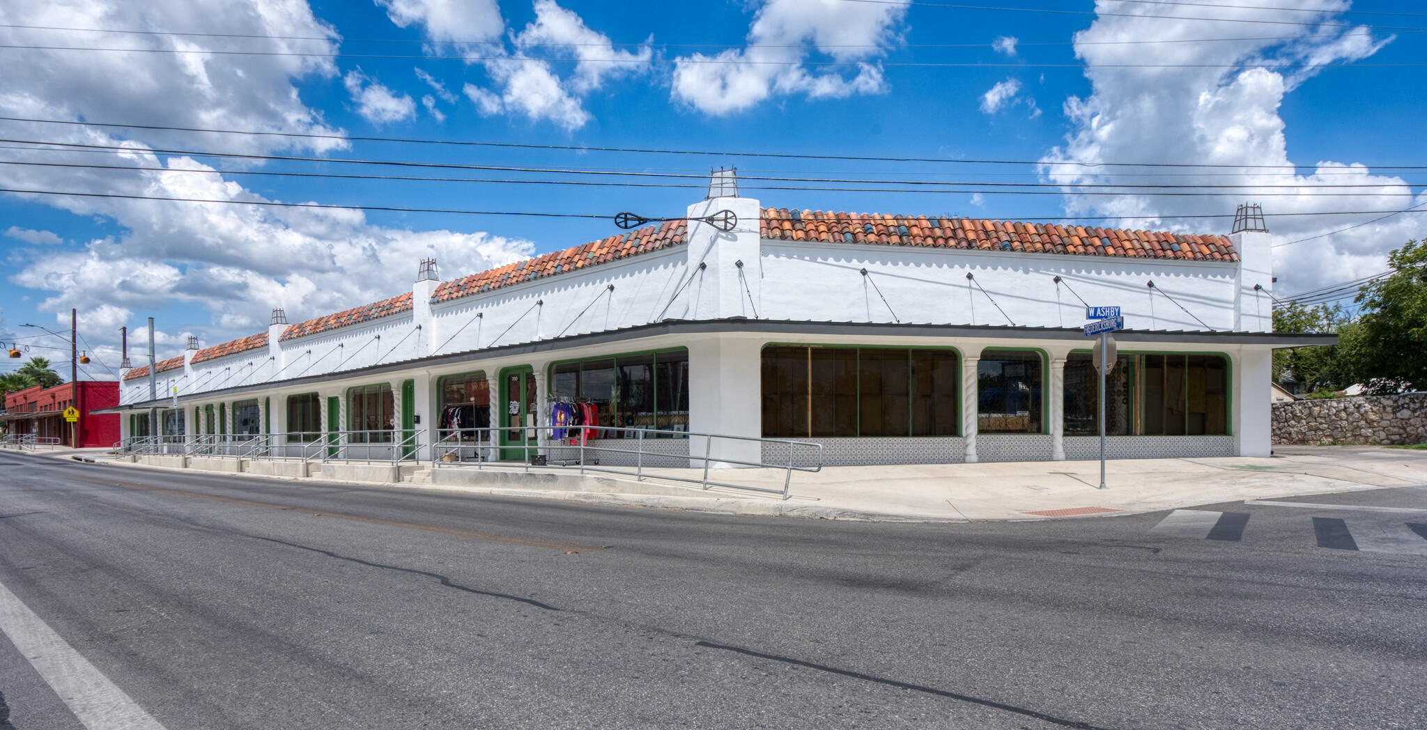 700-714-Fredericksburg-Rd-San-Antonio-TX-Building-Photo-2-LargeHighDefinition